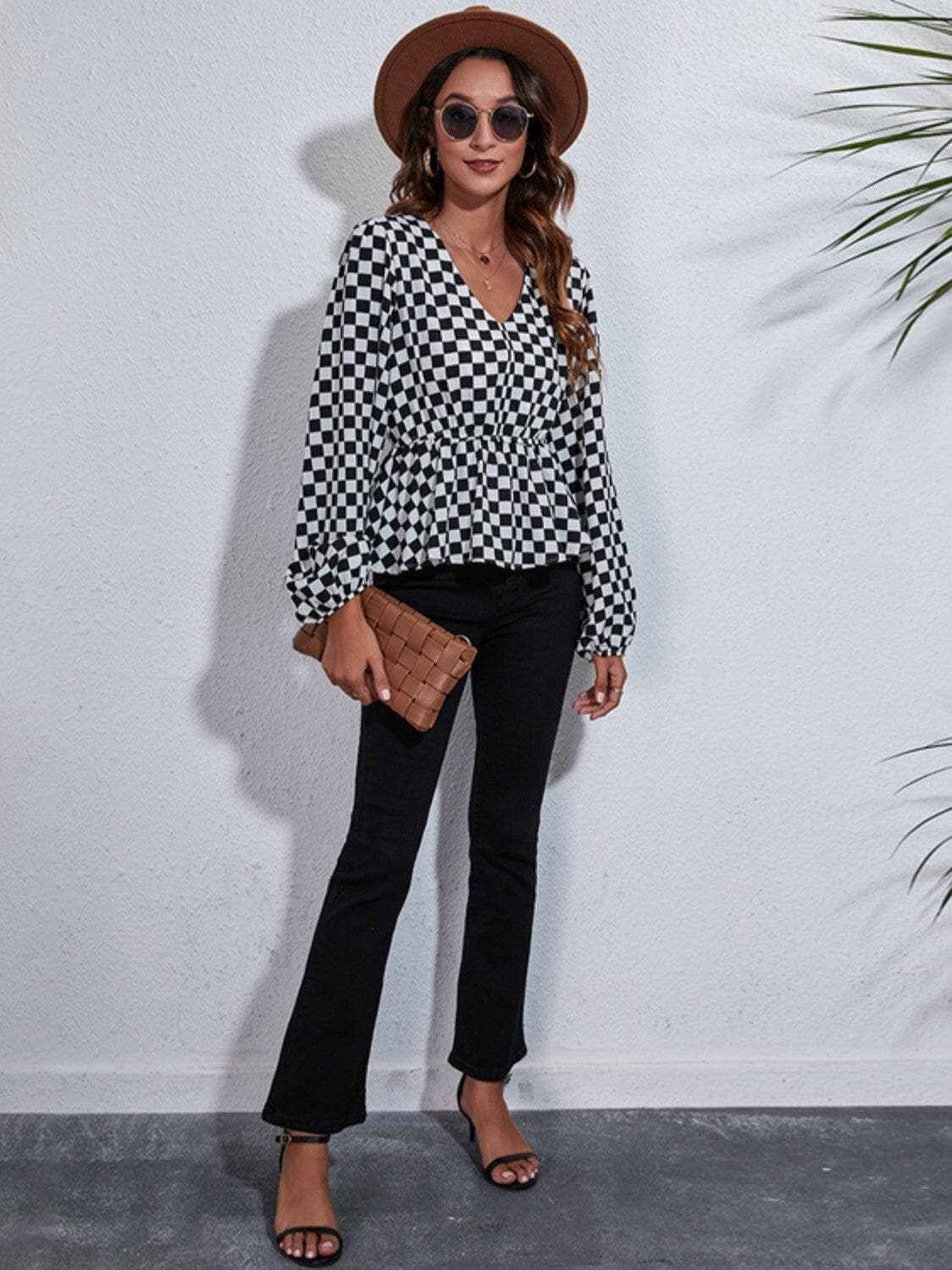 Chic checkered v-neck peplum blouse - Love Salve